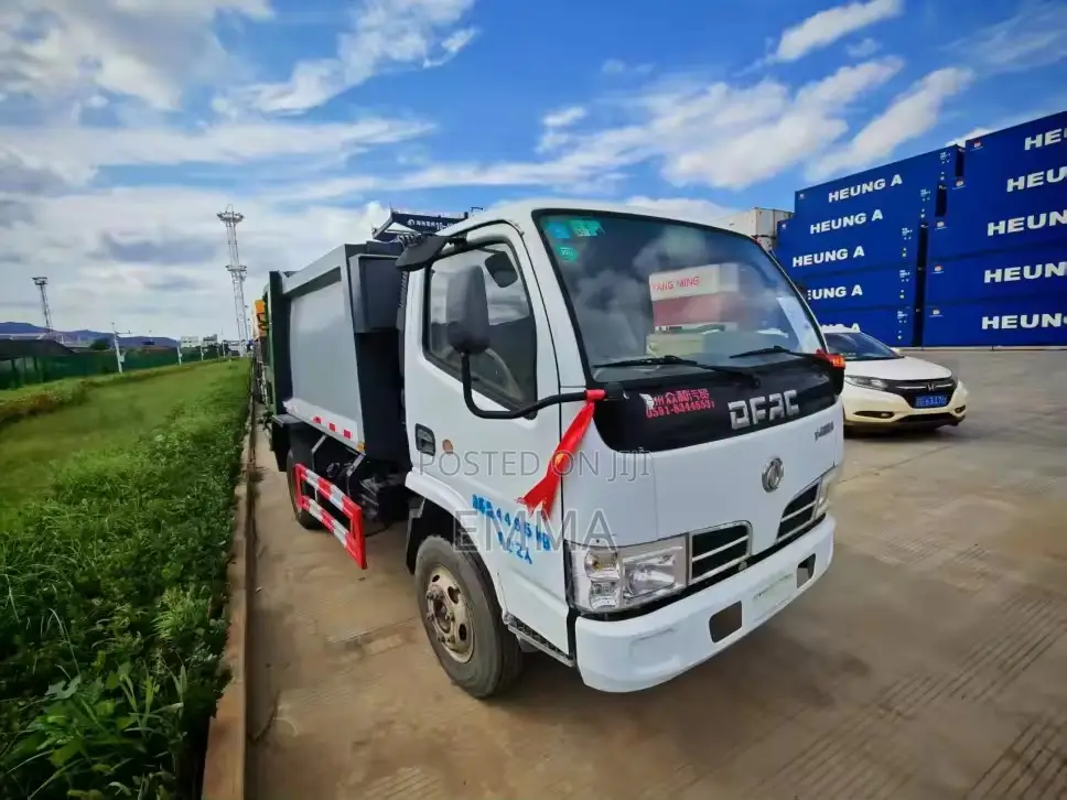 Dongfeng Garbage Compactor 2019 White