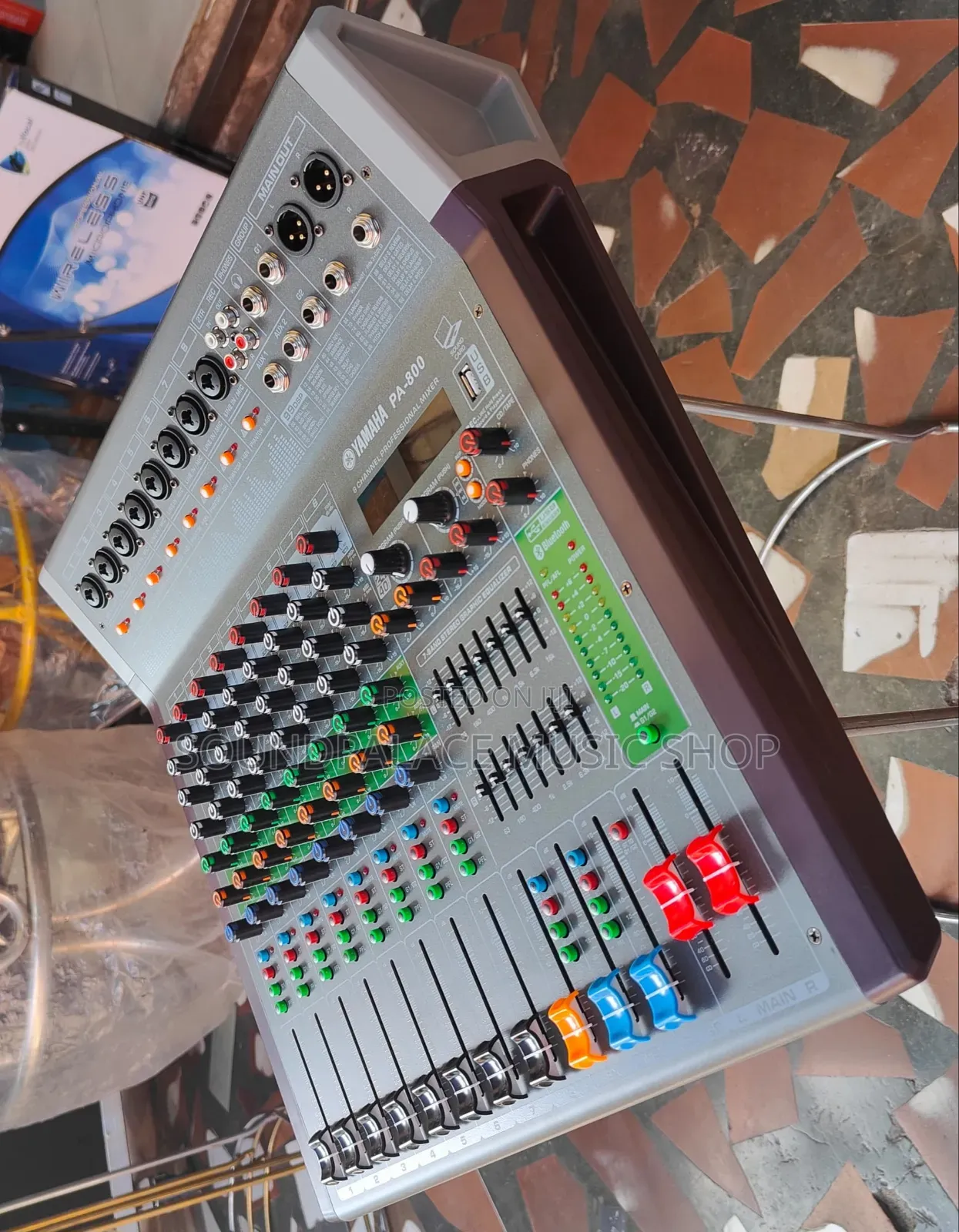 Yamaha PA-800 Is an 8-Channel Professional Audio Mixer With USB