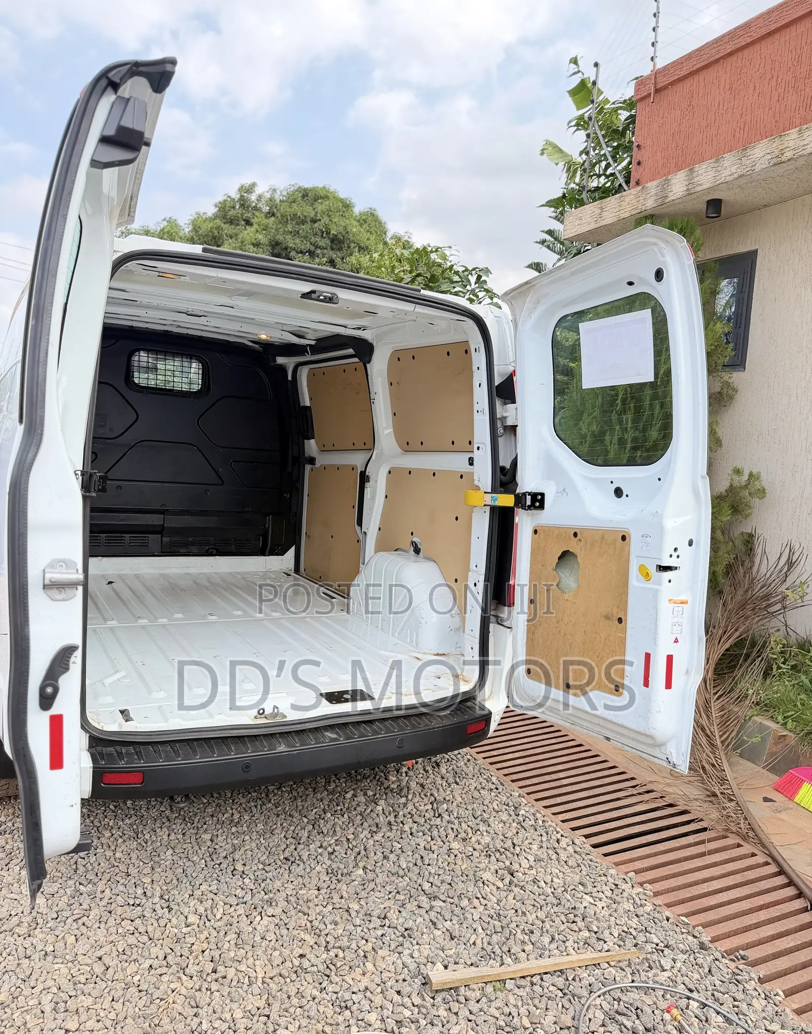 Ford Transit 2019 White