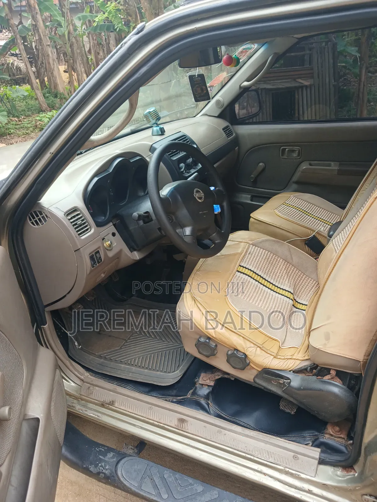 Nissan Frontier 2002 Green