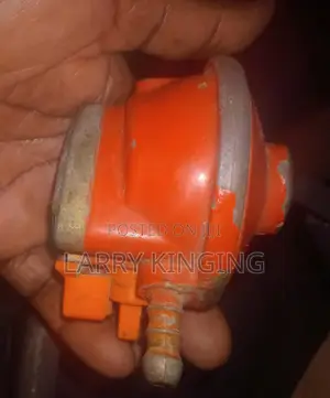 12.5kg LPG Gas Cylinder Plus Free REGULATOR for Sale at Labadi