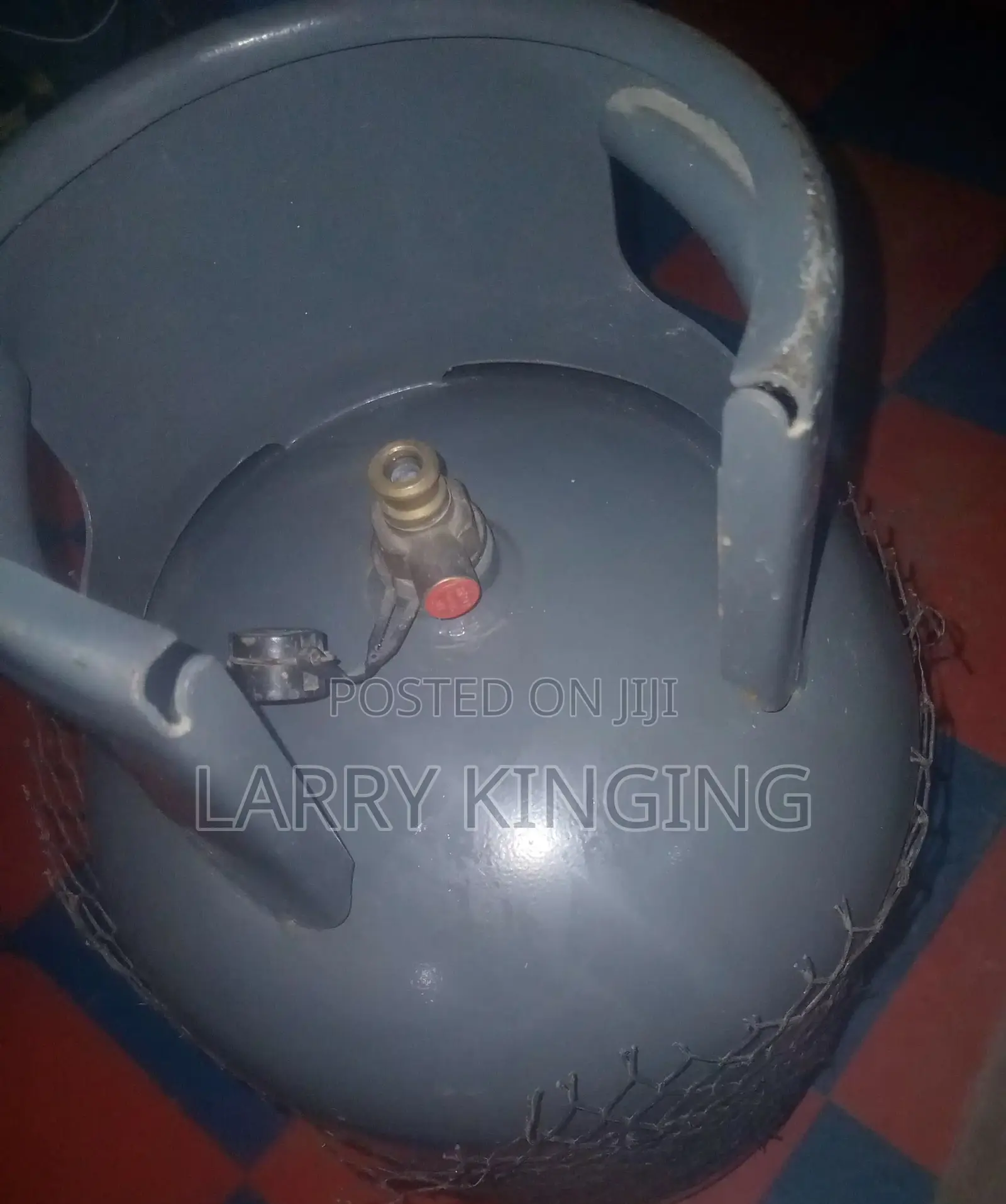 12.5kg LPG Gas Cylinder Plus Free REGULATOR for Sale at Labadi