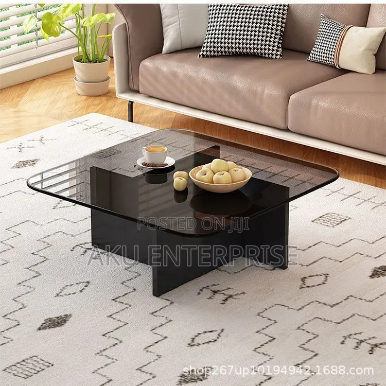 Antique-Style Tempered Glass Coffee Table