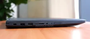 Laptop Lenovo Yoga 700 8GB AMD A8 HDD+SSD 500GB