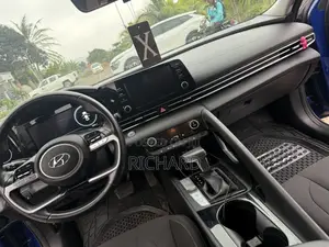 Hyundai Elantra SEL 2021 Blue