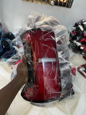 Toyota Tacoma 2024 Tail Light – Genuine Style Replacement