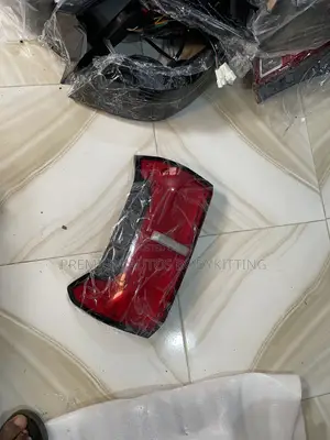 Toyota Tacoma 2024 Tail Light – Genuine Style Replacement