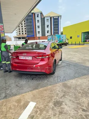 Hyundai Elantra SE 2018 Red