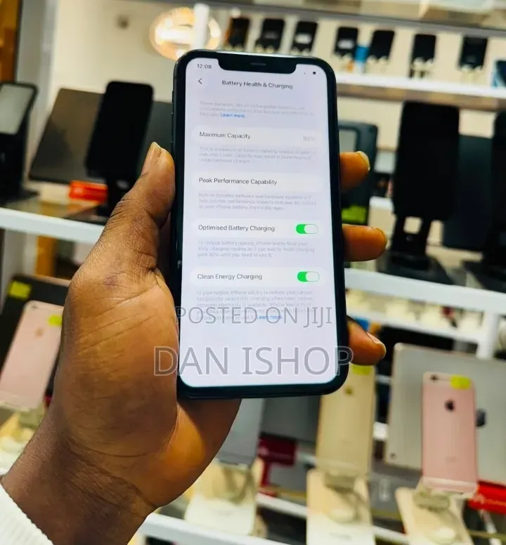 Apple iPhone 11 64 GB Black
