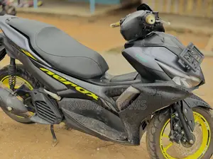 Yamaha Aerox 2025 Black