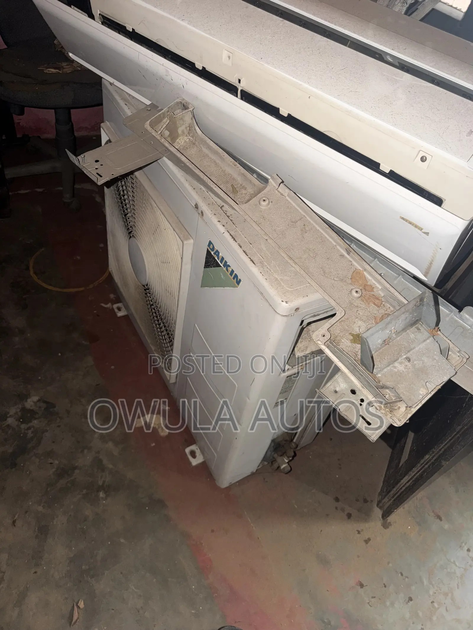 2.5 HP Daikin Air Conditioner