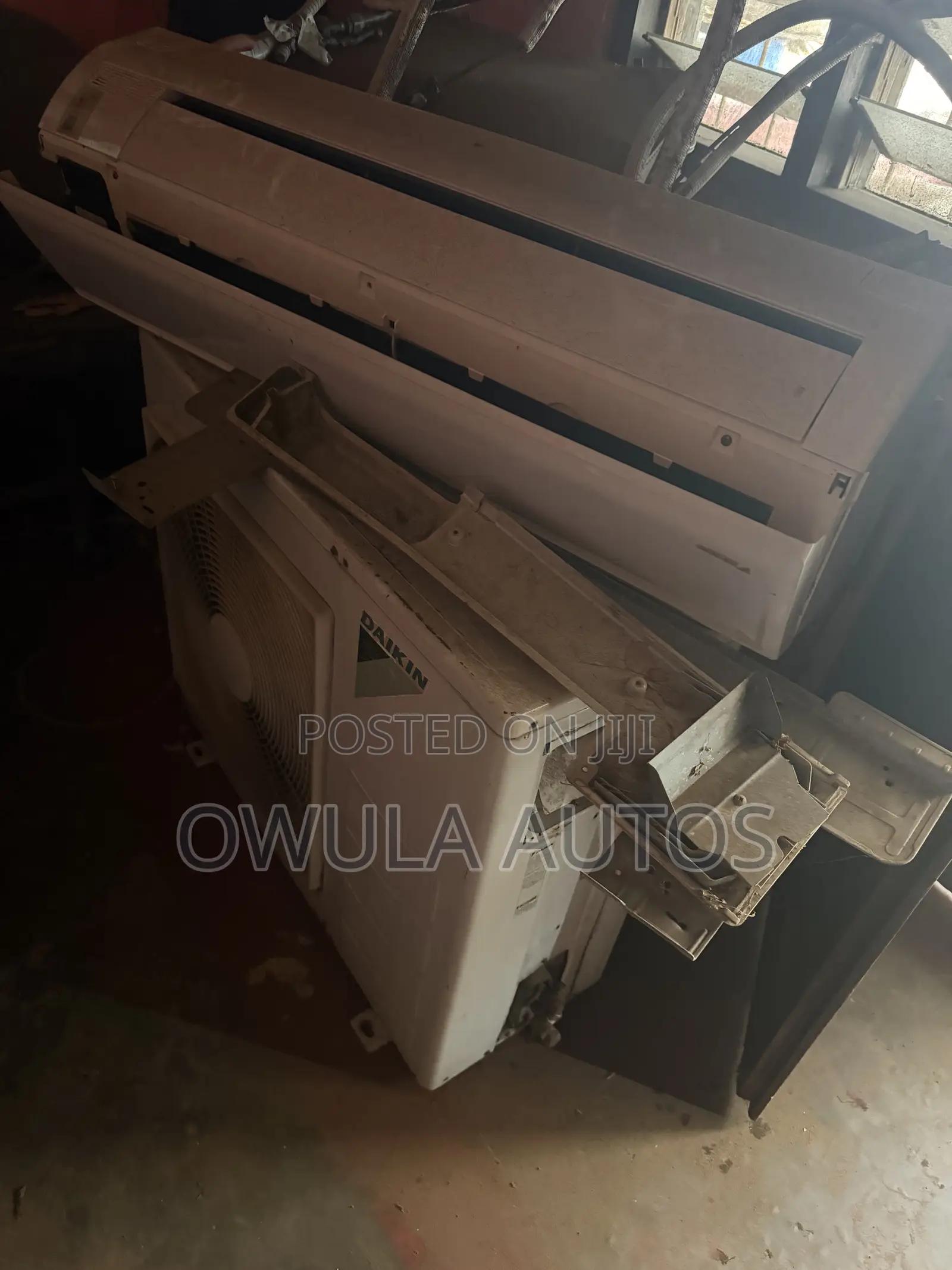 2.5 HP Daikin Air Conditioner