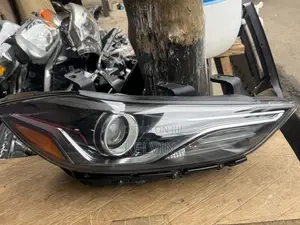 Hyundai Elantra 2017 Headlight Sports
