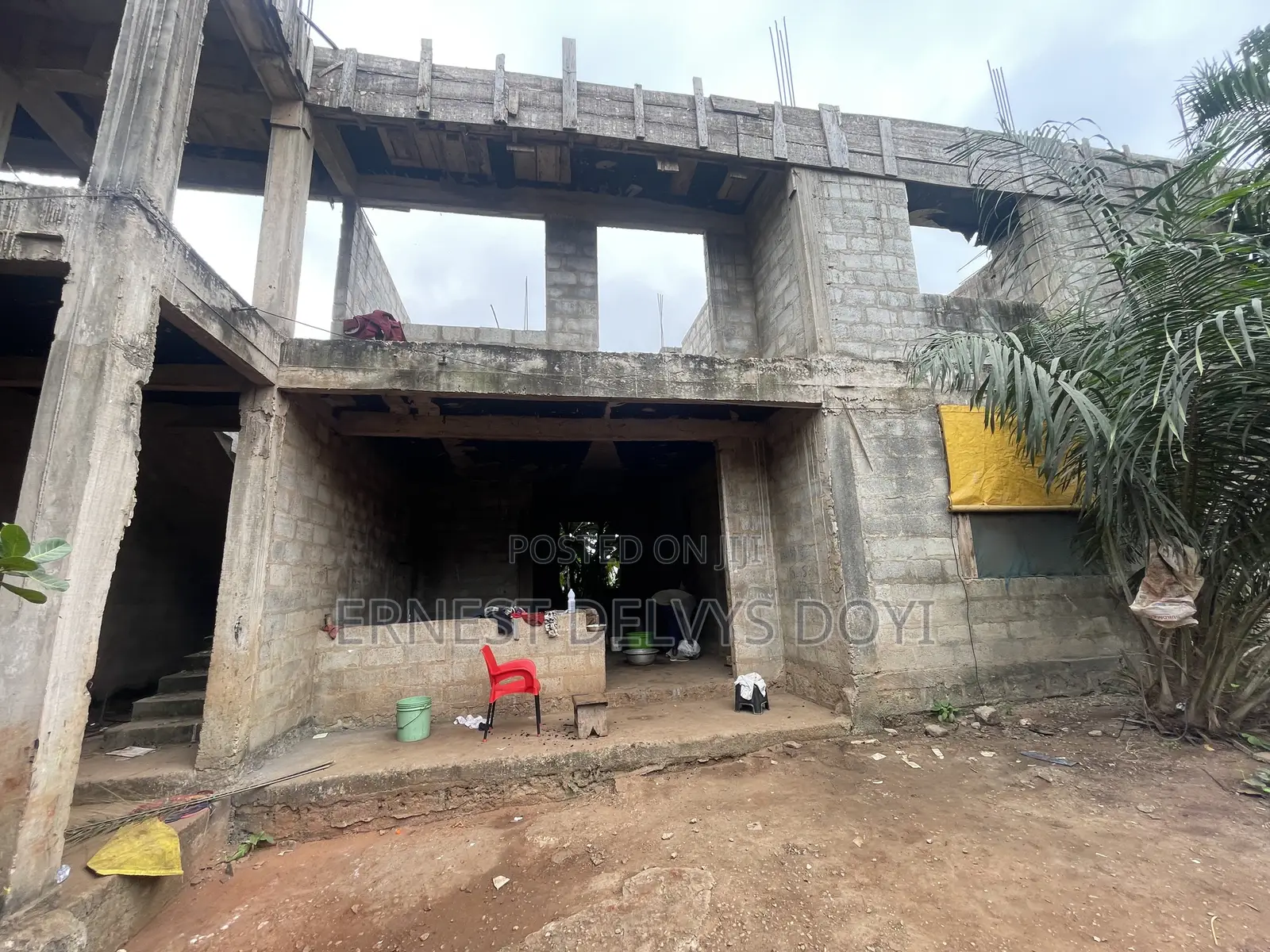 8bdrm Apartment in Gbawe, Zero for sale