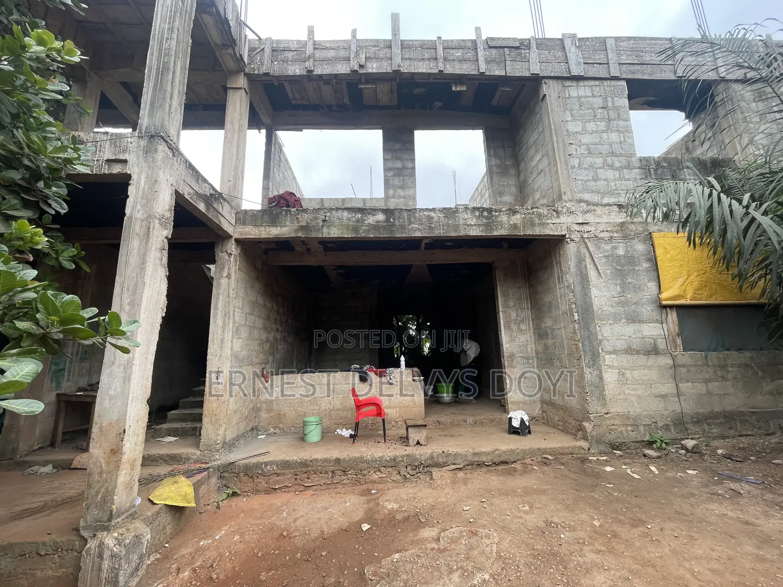 8bdrm Apartment in Gbawe, Zero for sale