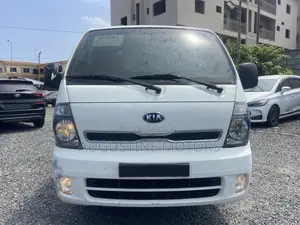 Kia Bongo 2015 White