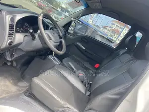 Kia Bongo 2015 White