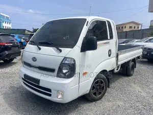 Kia Bongo 2015 White