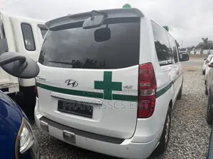 Hyundai Starex 2015 White