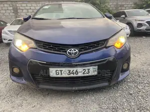 Toyota Corolla S 4dr Sedan (1.8L 4cyl CVT) 2015 Blue