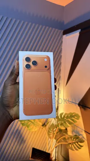 New Apple iPhone 17 Pro Max 256 GB Orange