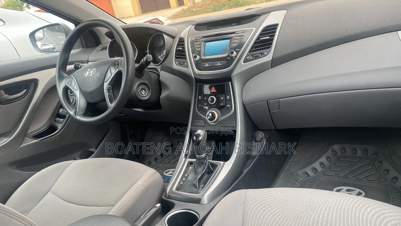 Hyundai Elantra SE Sedan FWD (1.8L 4cyl 6A) 2016 Gray