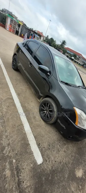 Nissan Sentra 2010 Black