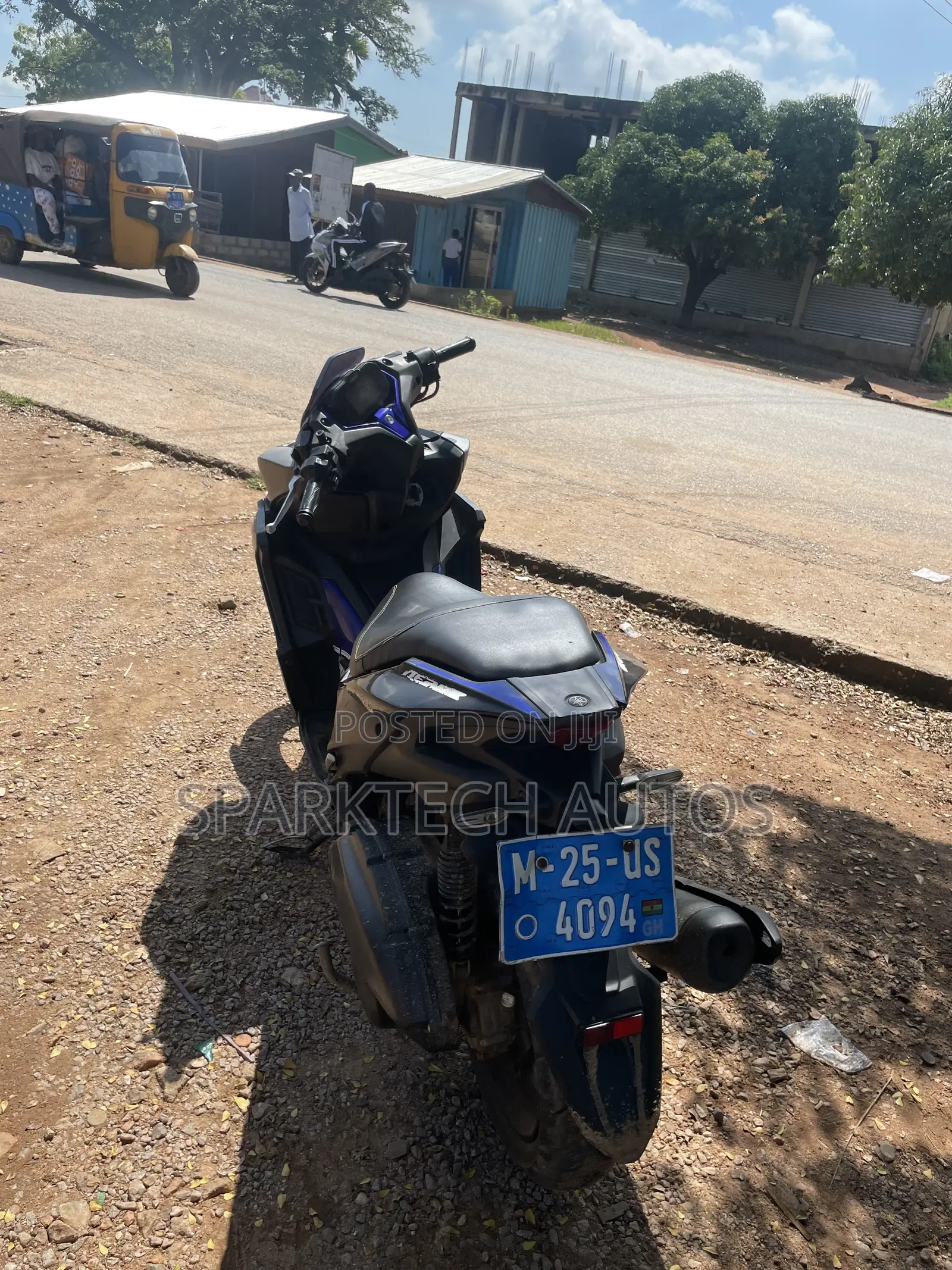 Yamaha Aerox 2025 Blue