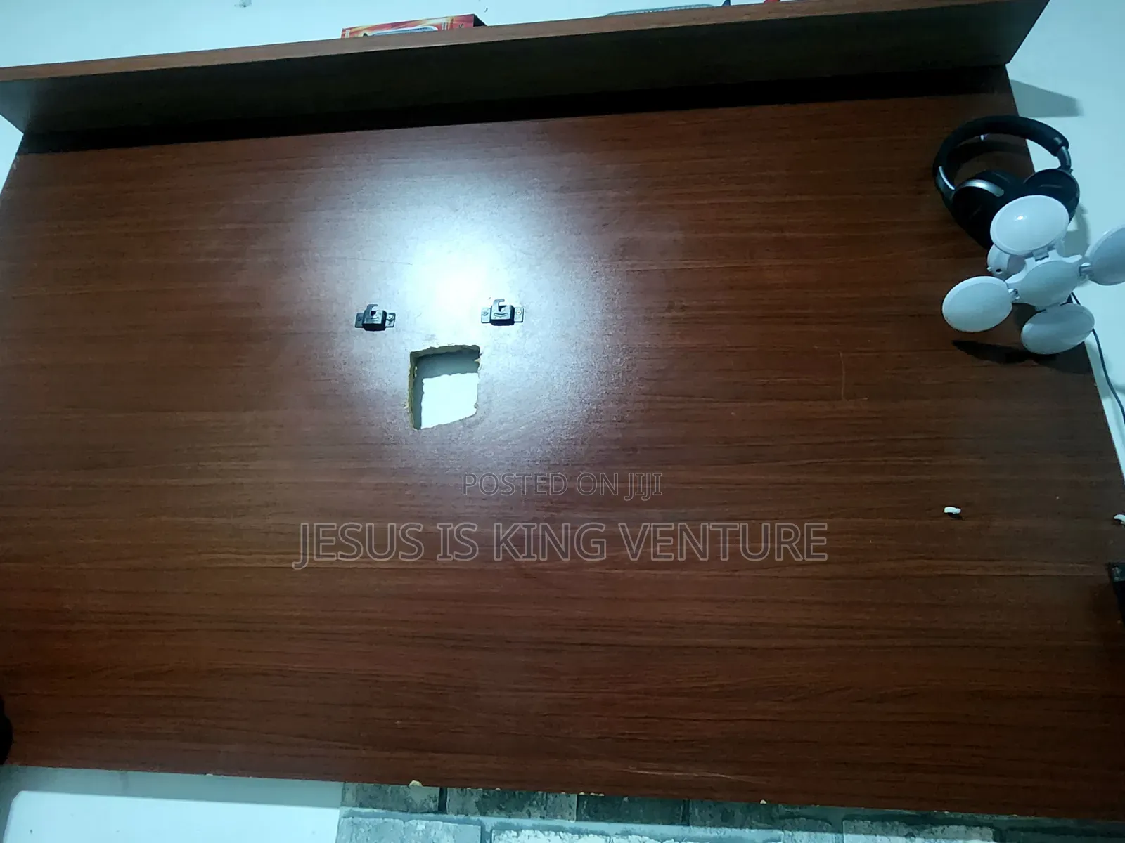 Complete TV Mount
