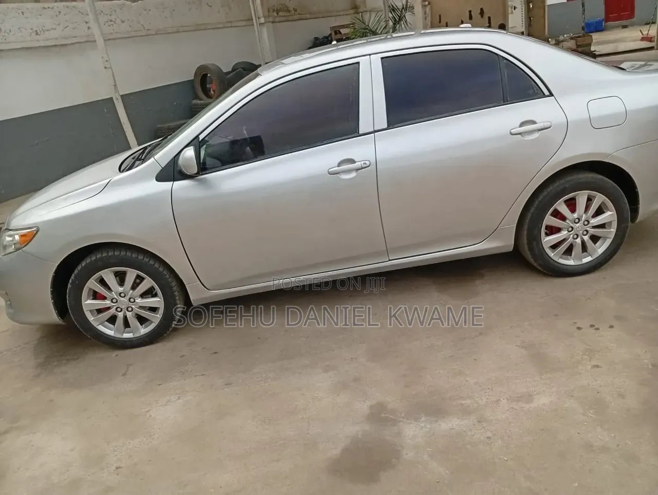 Toyota Corolla 2010 Silver