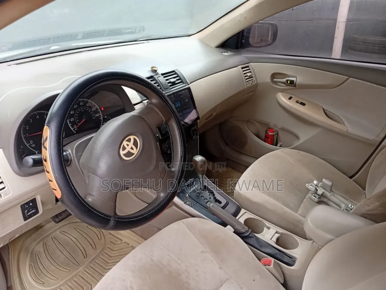 Toyota Corolla 2010 Silver
