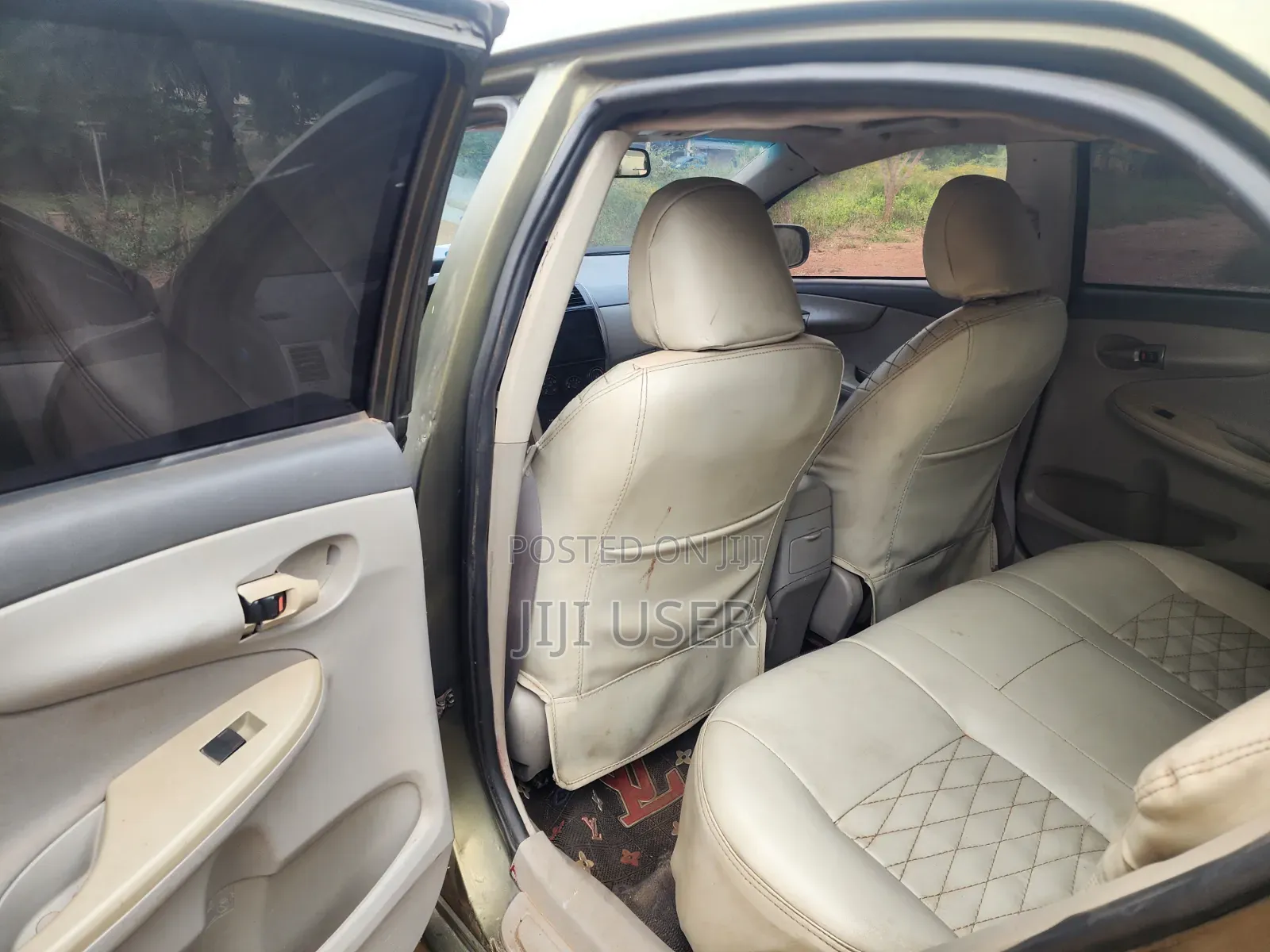 Toyota Corolla 2010 Green
