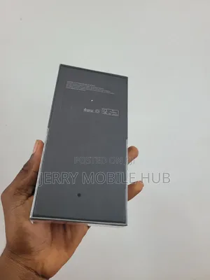 New Samsung Galaxy Z Flip4 256 GB