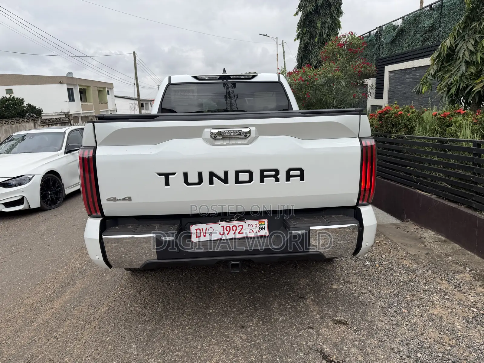 Toyota Tundra 1794 Edition CrewMax 5.5' Bed 2024 White