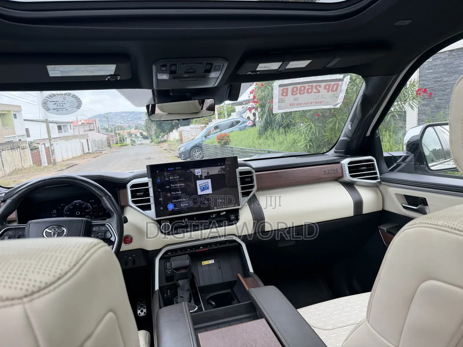 Toyota Tundra 1794 Edition CrewMax 5.5' Bed 2024 White