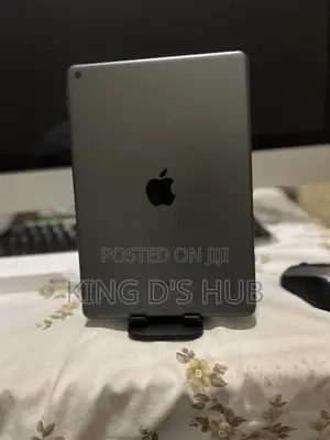 Apple iPad 10.2 (2020) 64 GB Silver