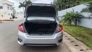 Honda Civic 2019 Gray