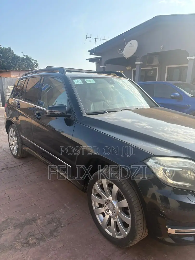 Mercedes-Benz GLK-Class 350 2011 Black