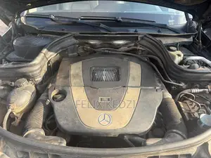 Mercedes-Benz GLK-Class 350 2011 Black