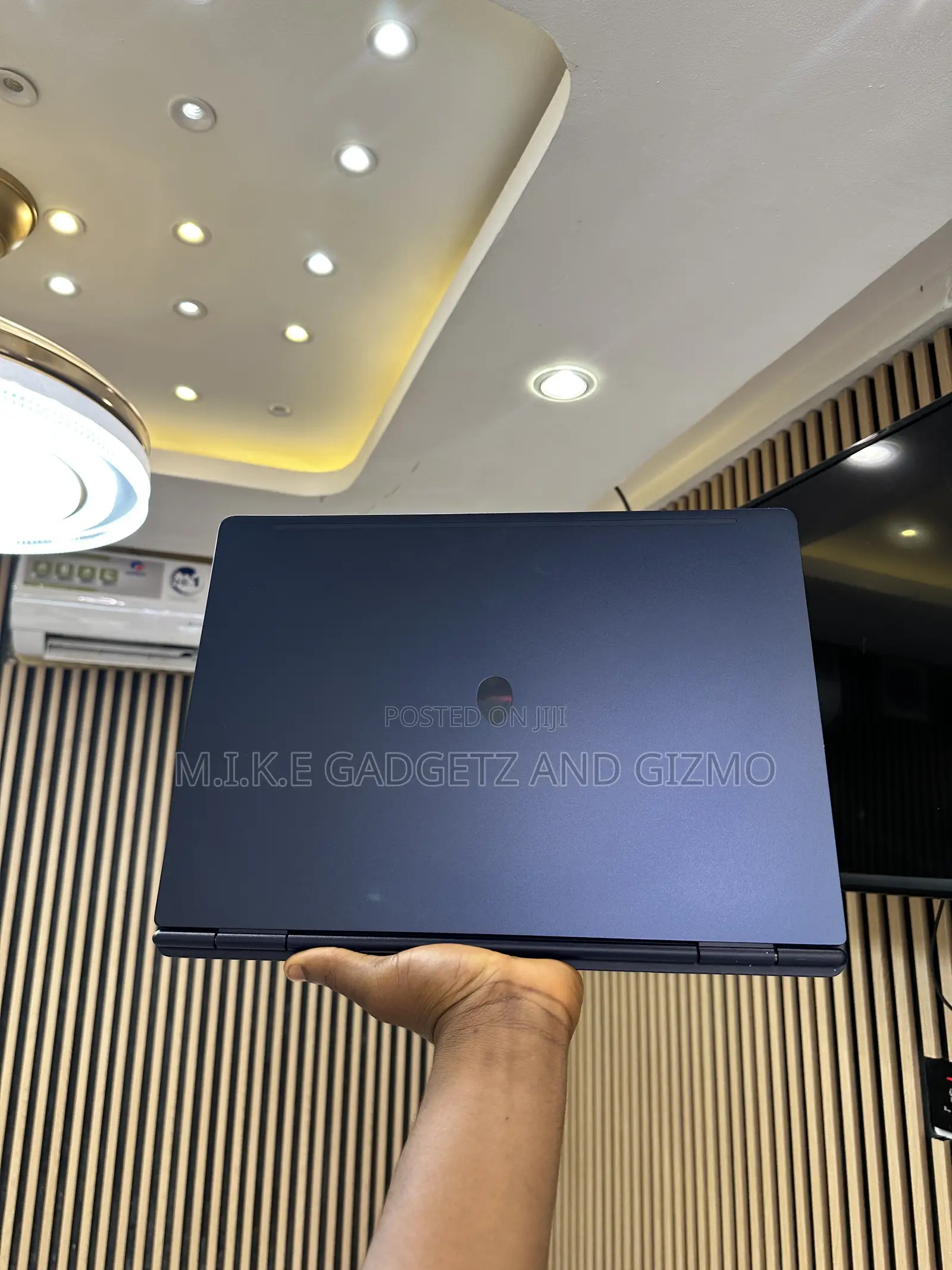 Laptop Alienware 16 Aurora 32GB Intel Core 7 SSD 1T