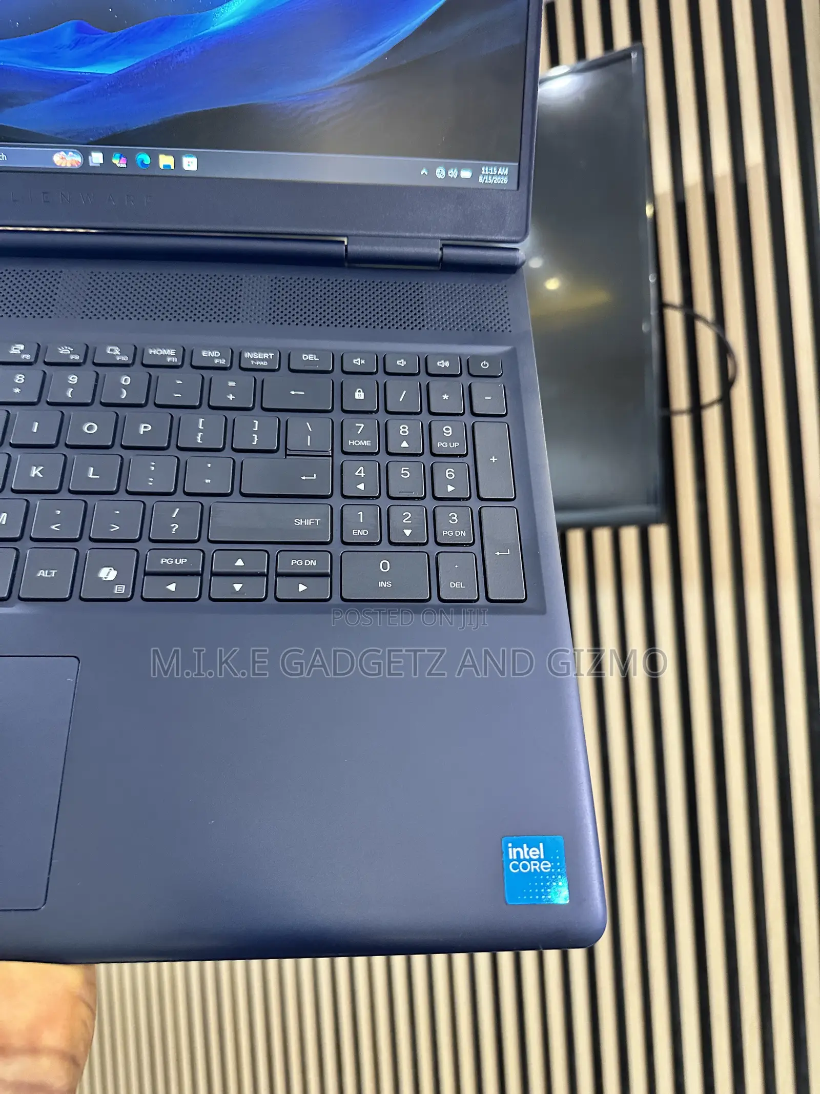Laptop Alienware 16 Aurora 32GB Intel Core 7 SSD 1T