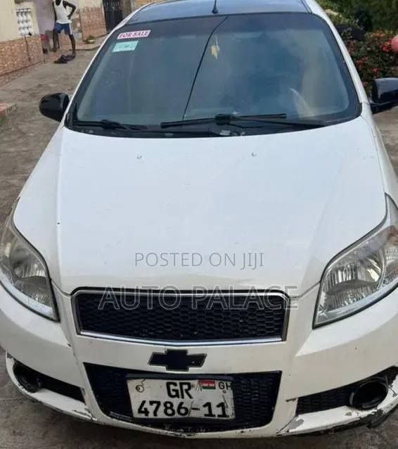 Chevrolet Aveo 2011 White