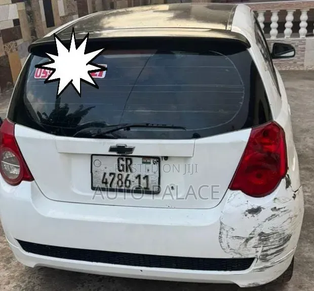 Chevrolet Aveo 2011 White