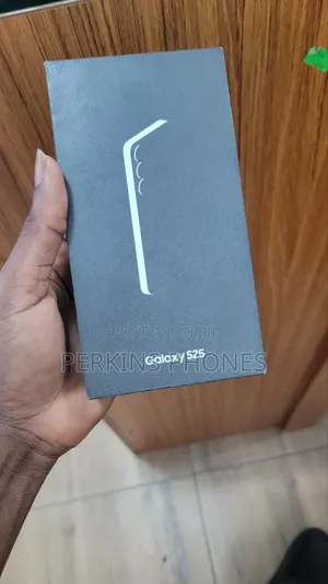 New Samsung Galaxy S25 256 GB Black