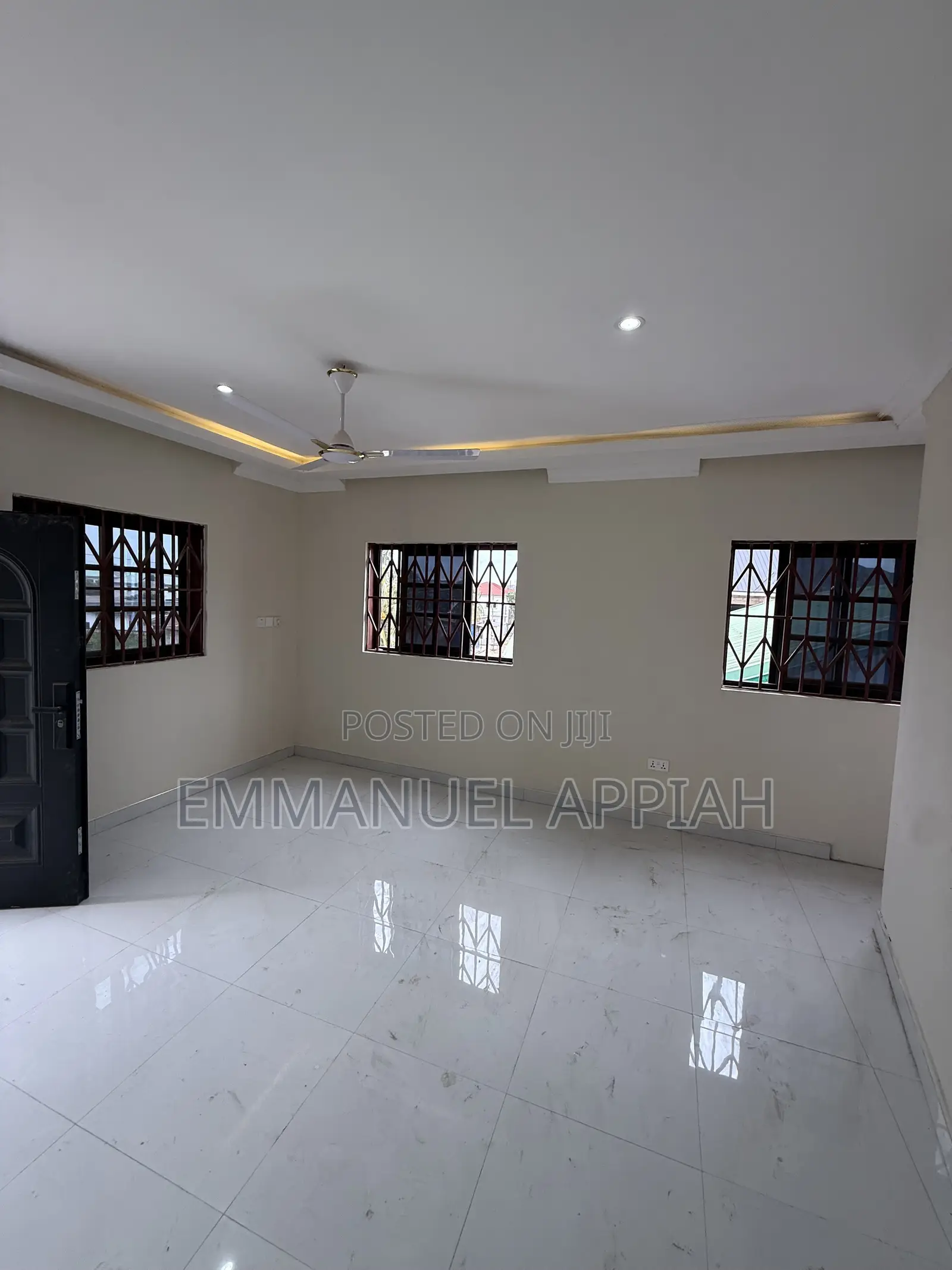 2bdrm House in Awoshei Onyinase, Awoshie for sale