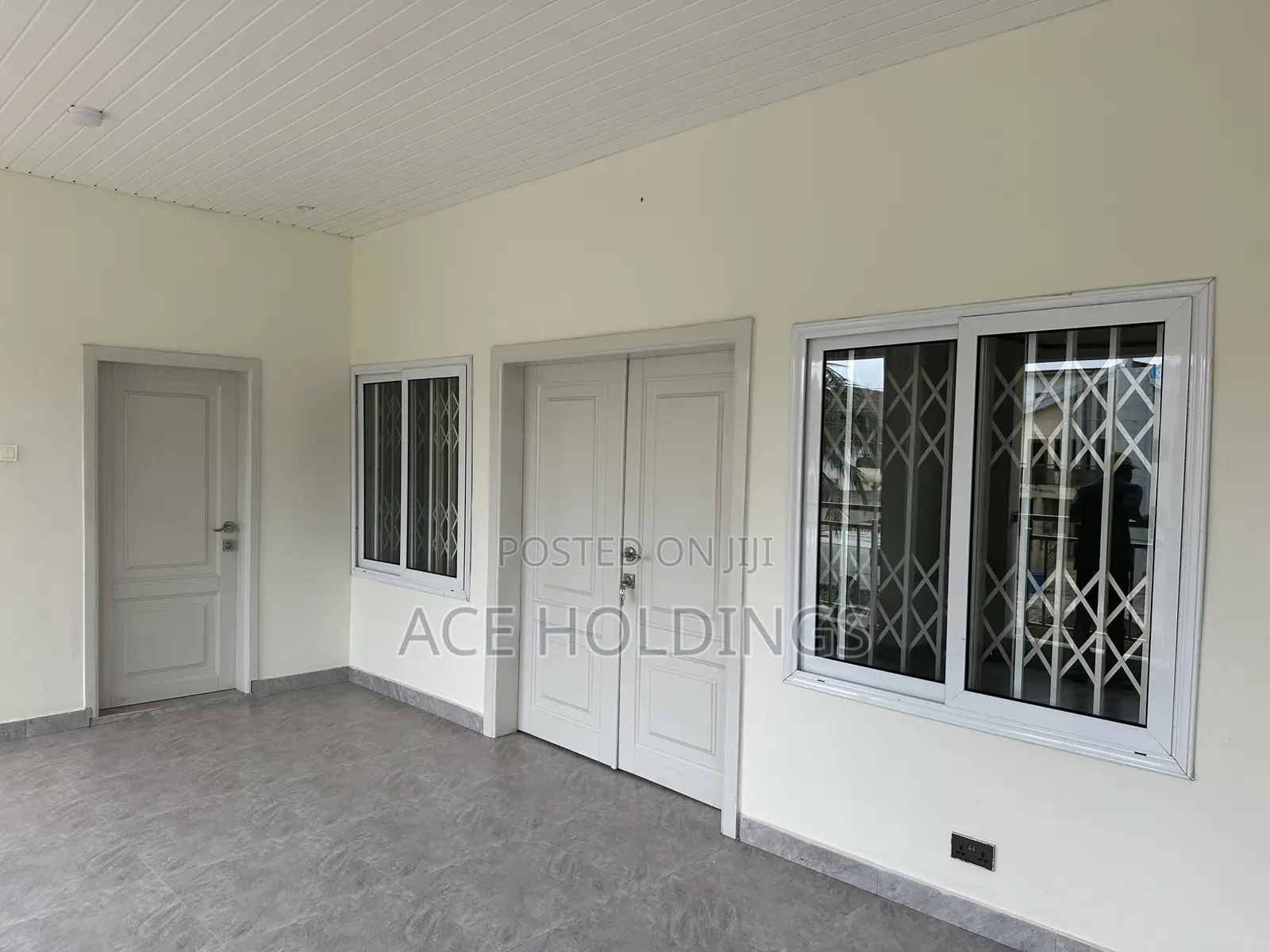 3bdrm Apartment in Adjiringanor, Adjiriganor for rent