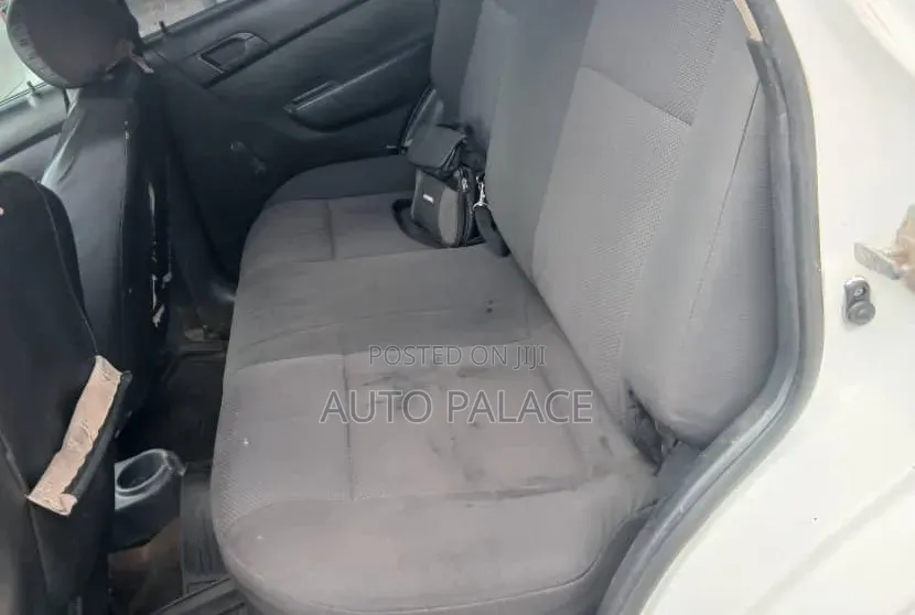 Chevrolet Aveo 2011 White