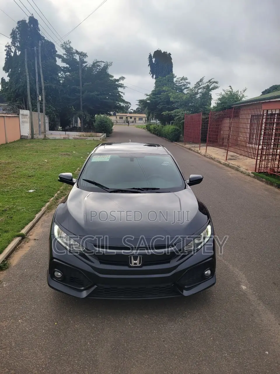 Honda Civic EX Hatchback 2018 Black