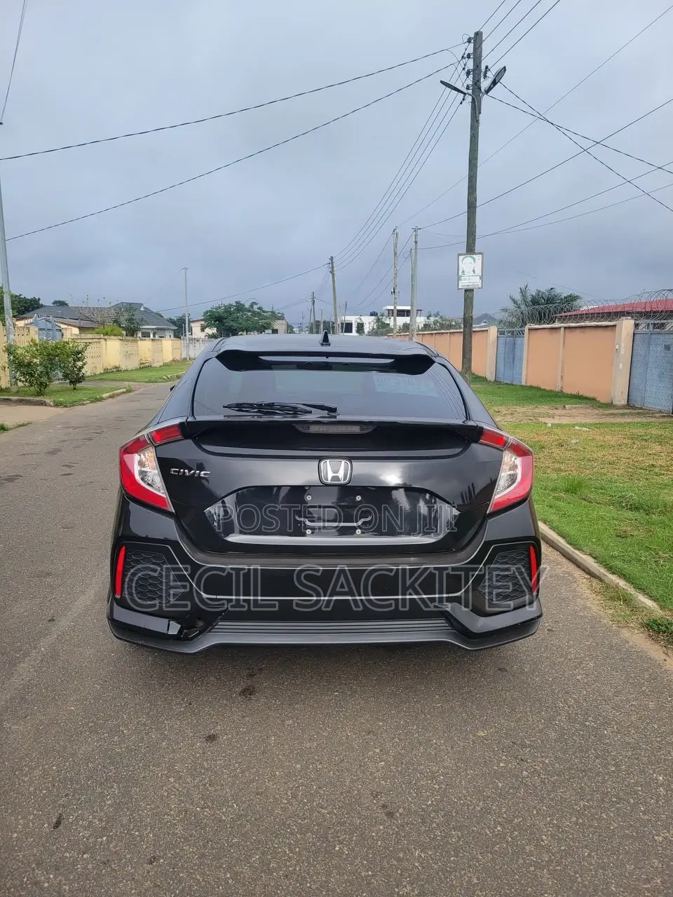 Honda Civic EX Hatchback 2018 Black