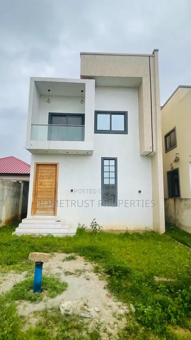2bdrm House in Hometrust Properties, Amasaman for sale